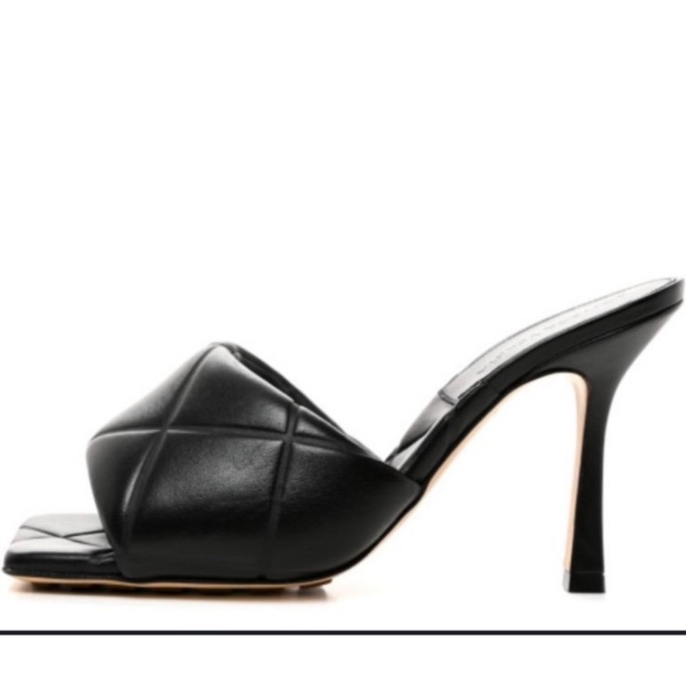 BOTTEGA VENETA Nappa Quilted Rubber Lido Mule SZ 38 - Picture 4 of 10